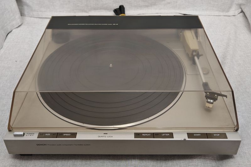 Tocadiscos DENON DP-11F Automático