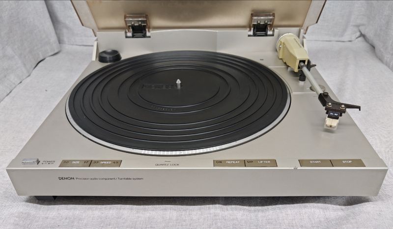 Tocadiscos DENON DP-11F Automático