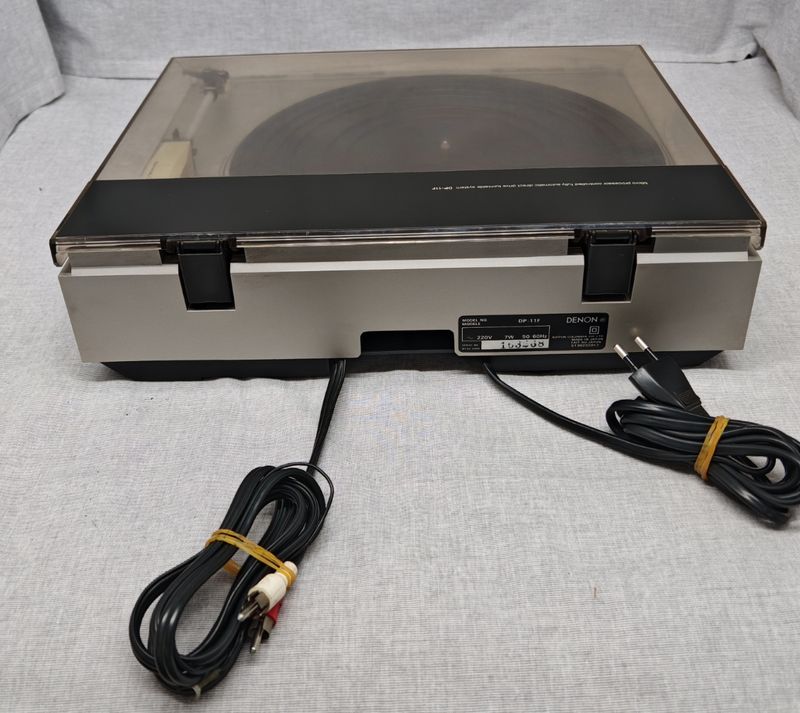 Tocadiscos DENON DP-11F Automático
