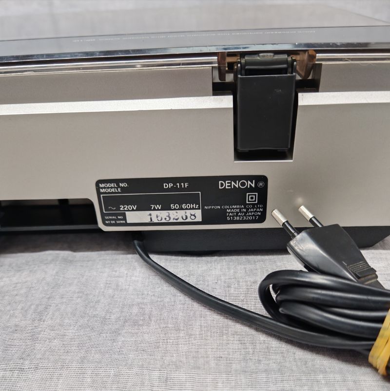 Tocadiscos DENON DP-11F Automático