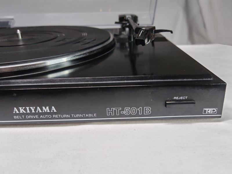 Tocadiscos AKIYAMA HT-501B