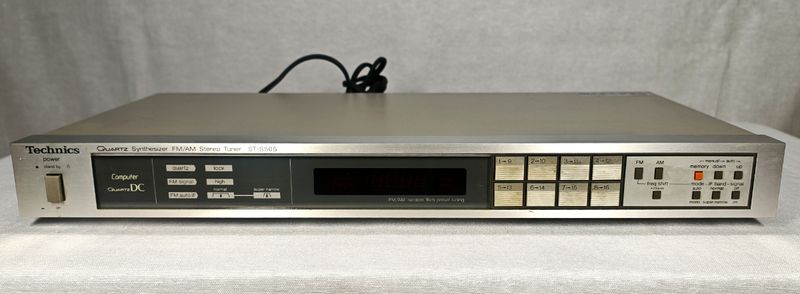 Tuner Technics ST-S505
