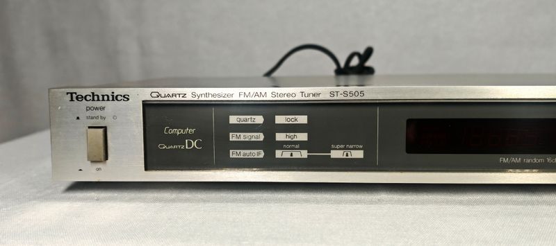 Tuner Technics ST-S505
