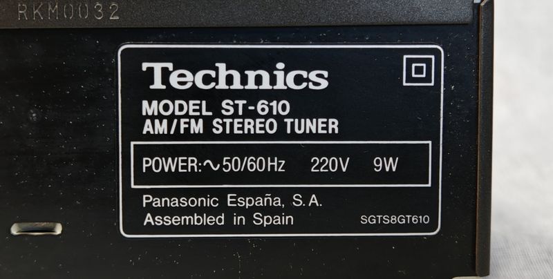 Тюнер Technics ST-610 Quartz