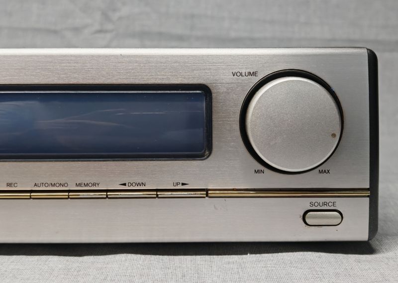 Amplificador Onkyo R-05 (bluetooth opcional)