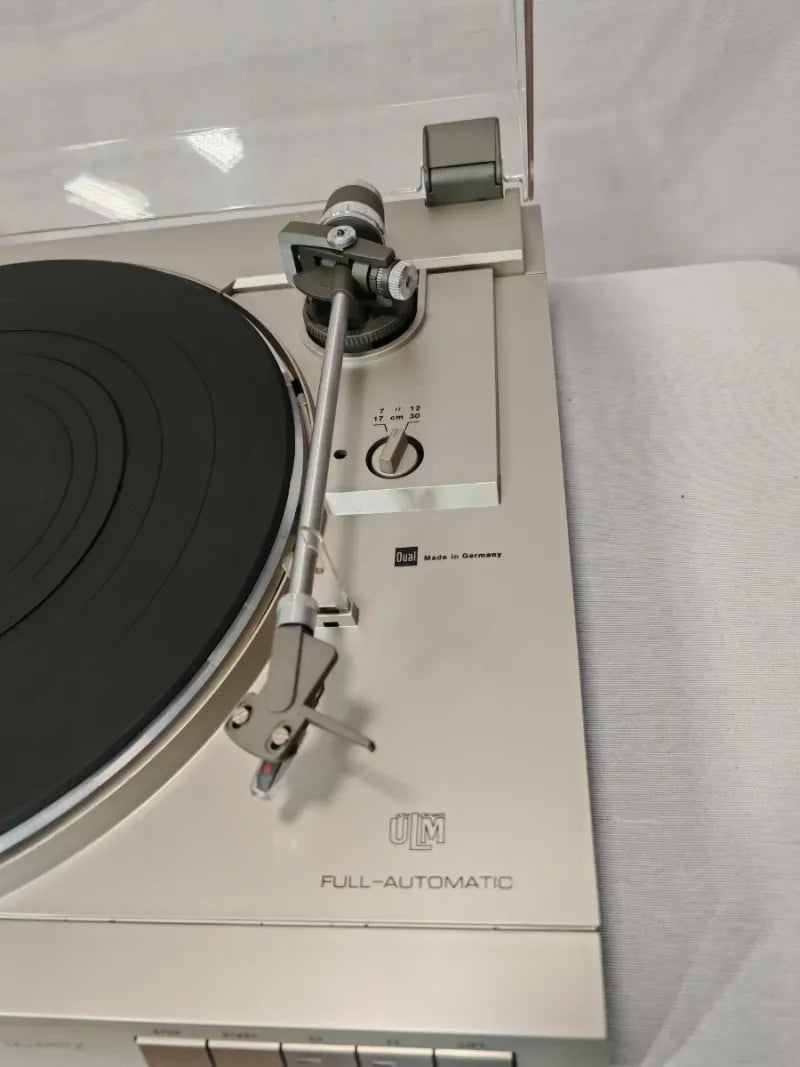 Tocadiscos Dual CS 620Q Automático Direct Drive