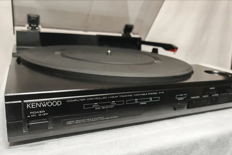 Tocadiscos Kenwood P-71 Direct Drive Tangencial