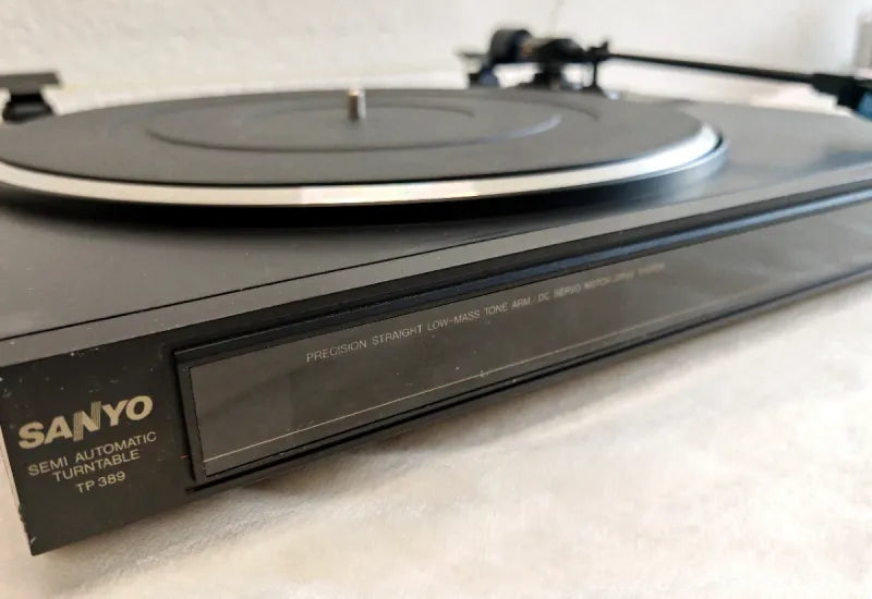 Tocadiscos Sanyo TP-389 Negro