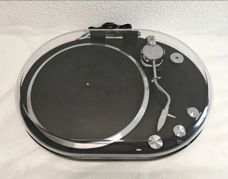 Tocadiscos Lenco Negro y Plateado