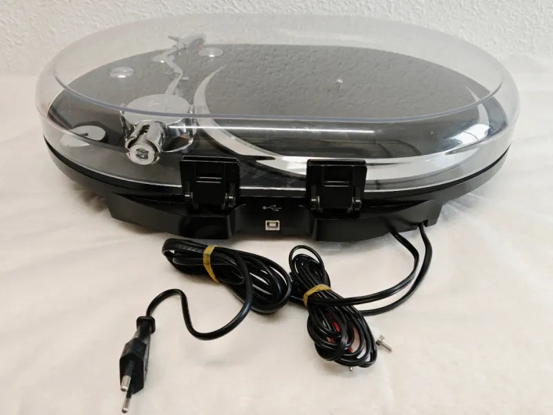 Tocadiscos Lenco Negro y Plateado