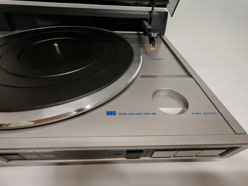 Tocadiscos Philips FP-146 Tangencial Automático