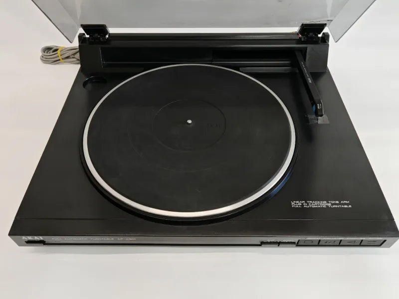Tocadiscos AKAI AP-A301 Tangencial Automático