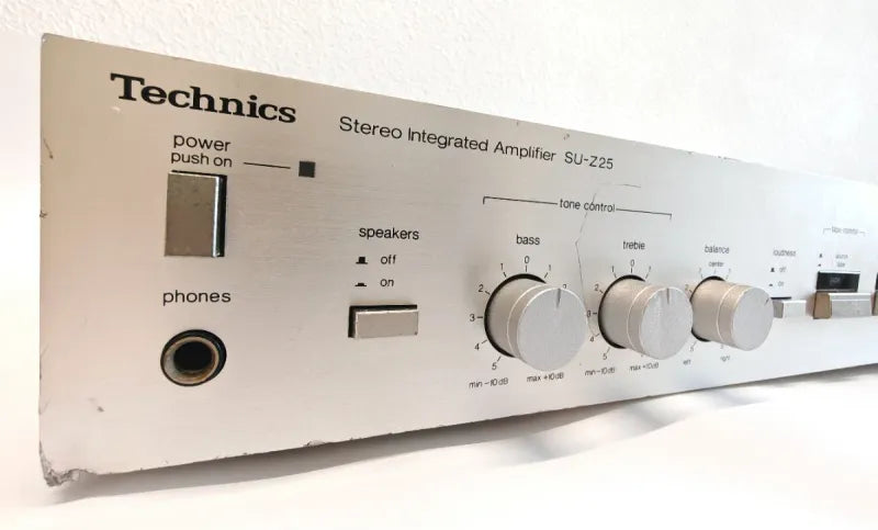Amplificador Technics SU-Z25 Plata