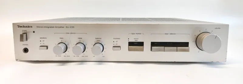 Amplificador Technics SU-Z25 Plata