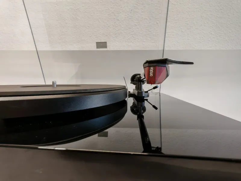 Tocadiscos Pro-Ject Debut Carbon Negro