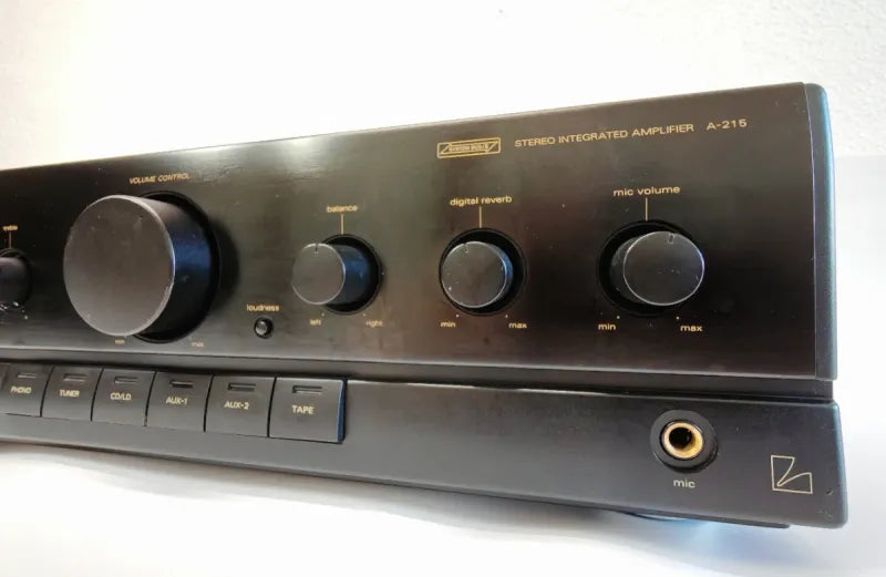 Amplificador Luxman A-215 Negro