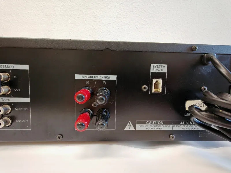 Amplificador Luxman A-215 Negro