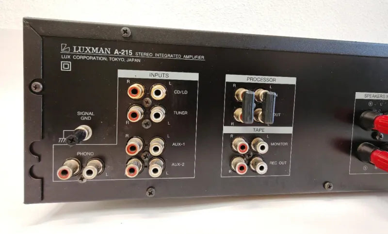 Amplificador Luxman A-215 Negro