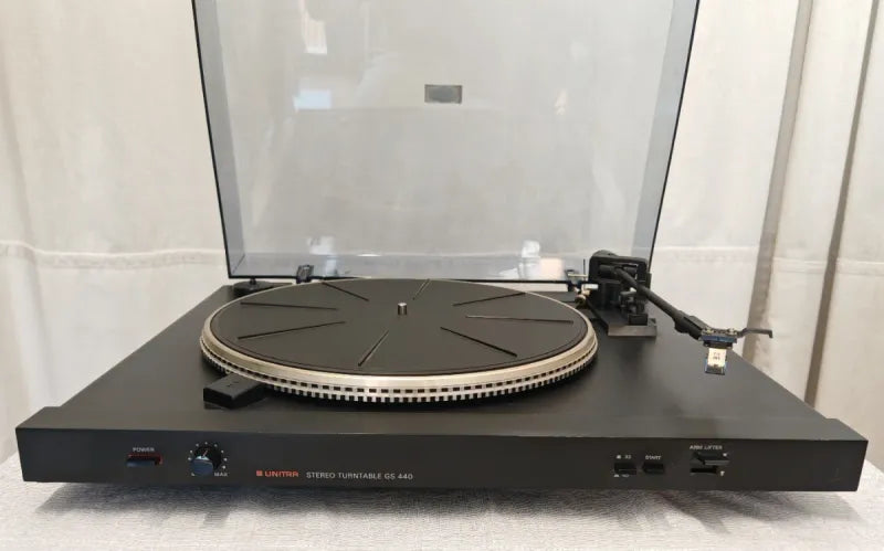 Tocadiscos Unitra GS 440 automático