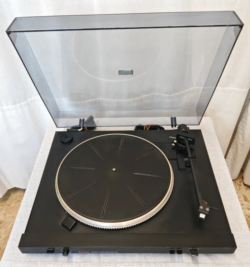 Tocadiscos Unitra GS 440 automático