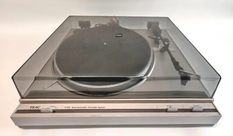 Tocadiscos Teac P-50 Semiautomático
