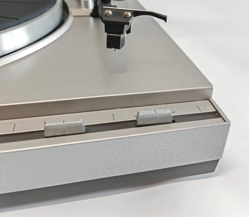 Tocadiscos Teac P-50 Semiautomático
