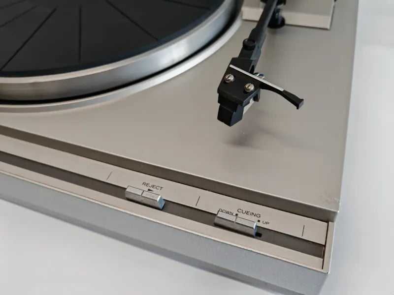 Tocadiscos Teac P-50 Semiautomático