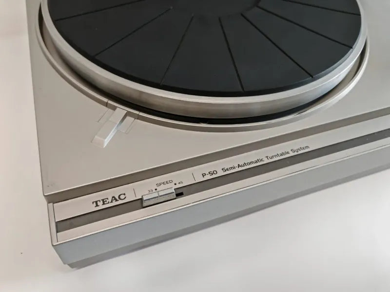Tocadiscos Teac P-50 Semiautomático