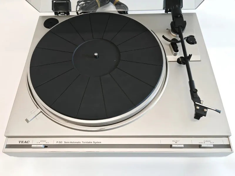 Tocadiscos Teac P-50 Semiautomático