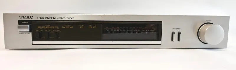 Sintonizador TEAC T-50 AM/FM Plata