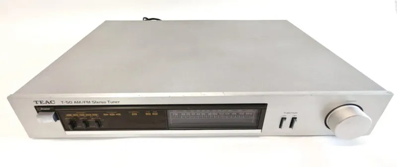 Sintonizador TEAC T-50 AM/FM Plata