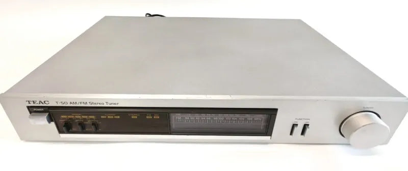Sintonizador TEAC T-50 AM/FM Plata