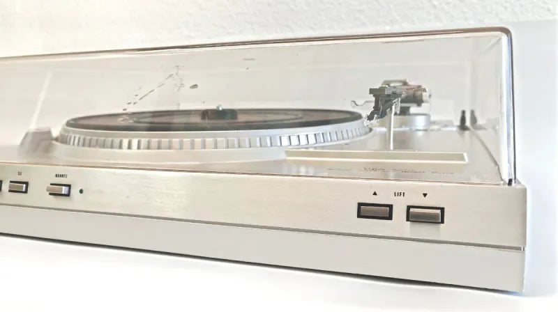 Tocadiscos Dual CS-617 Q Plata Direct Drive