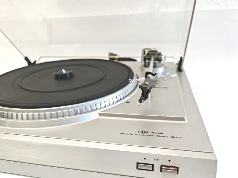 Tocadiscos Dual CS-617 Q Plata Direct Drive