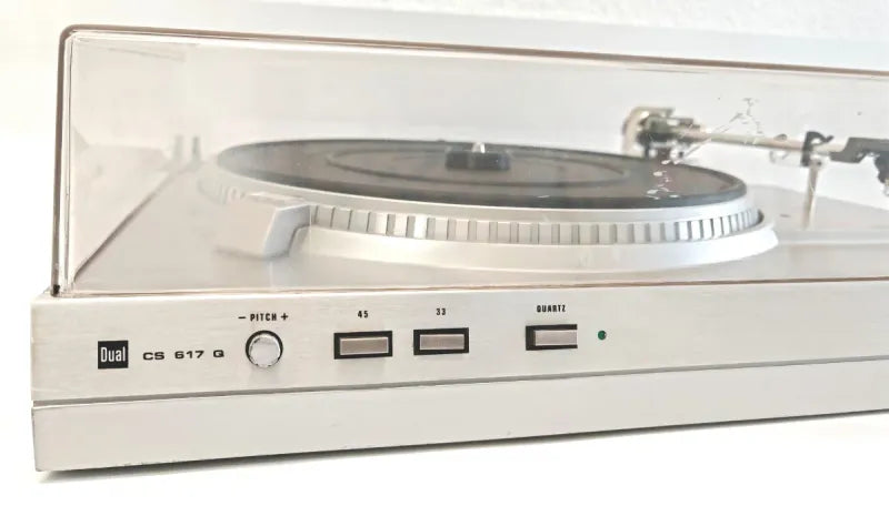 Tocadiscos Dual CS-617 Q Plata Direct Drive