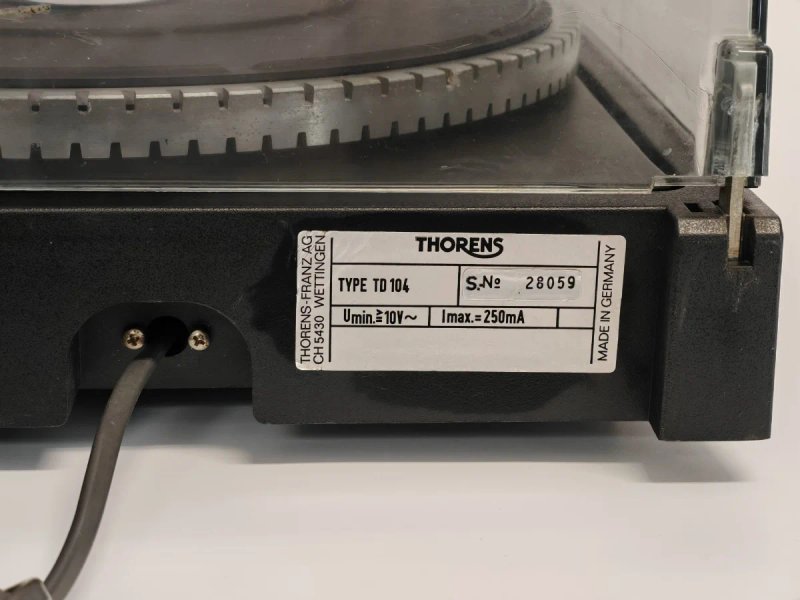Tocadiscos Thorens TD-104 Negro/Plata