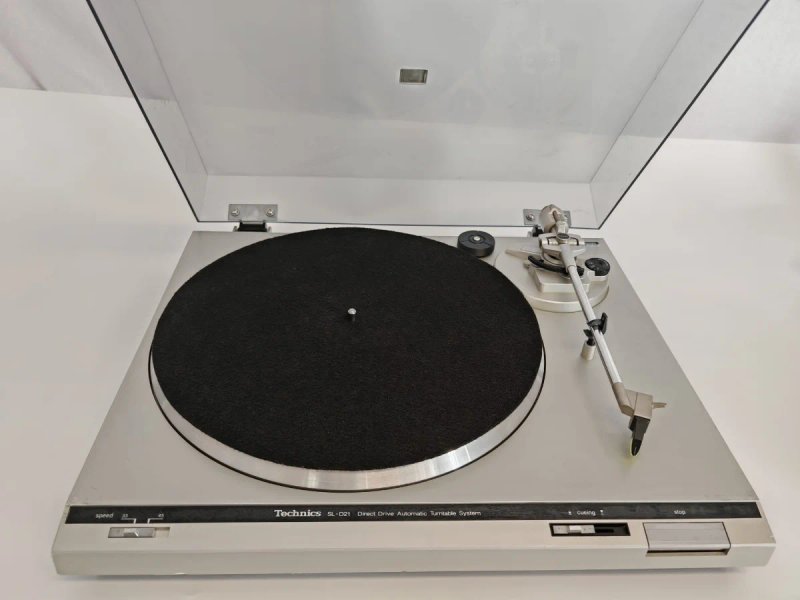 Tocadiscos Technics SL-D21 Direct Drive