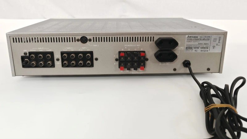 Amplificador Mitsubishi DA-U640 Plata