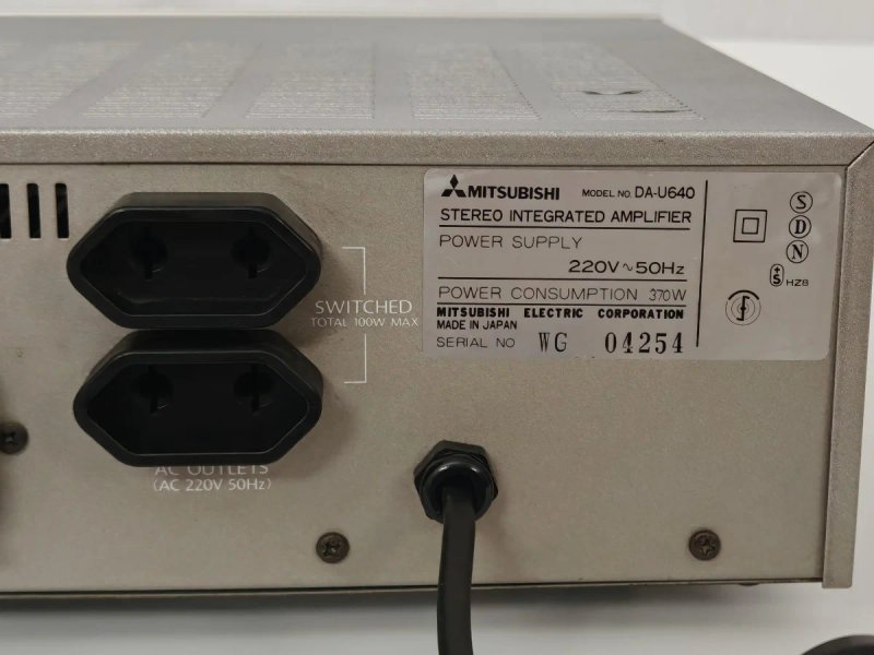 Amplificador Mitsubishi DA-U640 Plata